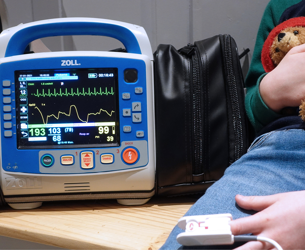 Pediatric Summit Monitor/Defibrillators